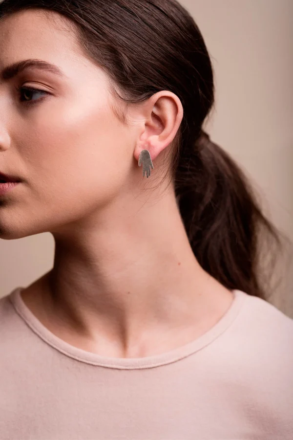 Hand Stud Stud Earrings - Image 3